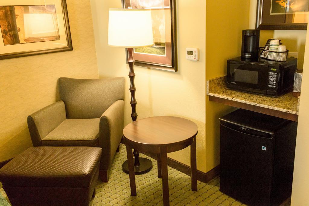 Little Missouri Inn & Suites New Town Kültér fotó