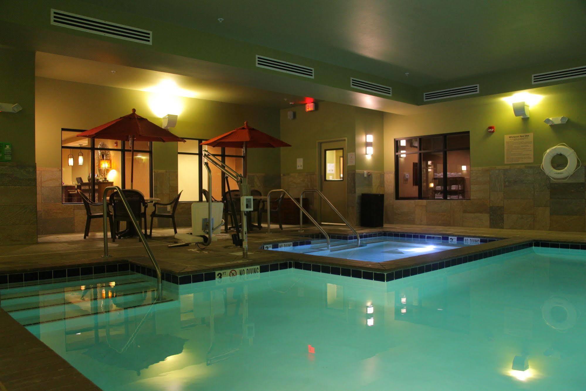Little Missouri Inn & Suites New Town Kültér fotó